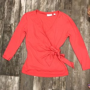 New York & company salmon side tie shirt